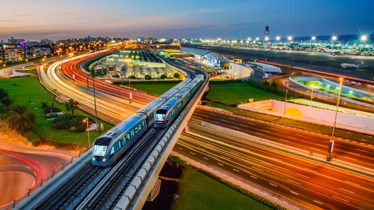 Light Metro: ലൈറ്റ് മെട്രോ അത്ര പൊളിയല്ല, എങ്കിലും ഒപ്പിക്കാം; സ്പീഡും കോച്ചും എല്ലാം കുറവാണ് Light Metro: ലൈറ്റ് മെട്രോ അത്ര പൊളിയല്ല, എങ്കിലും ഒപ്പിക്കാം; സ്പീഡും കോച്ചും എല്ലാം കുറവാണ്