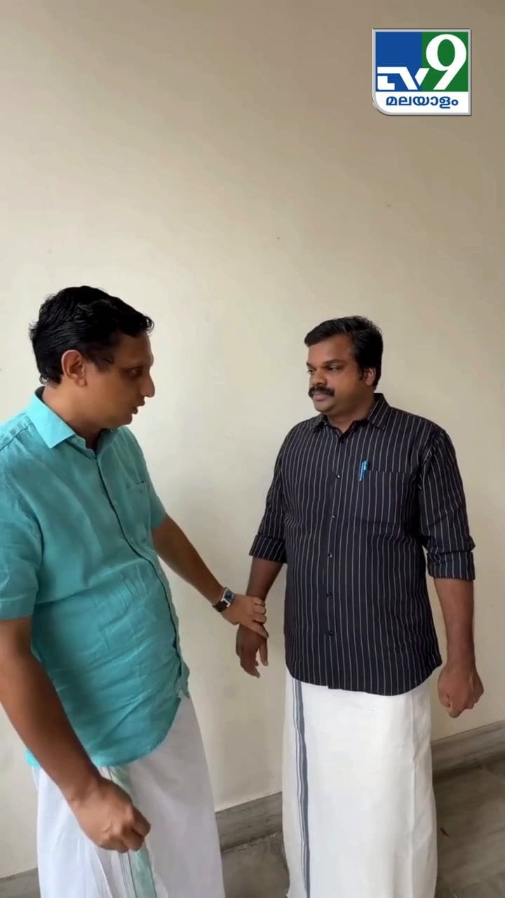 ധവളപത്രം വിശകലനം ചെയ്ത് മുഹമ്മദ് റിയാസും ജനീഷു കുമാറും