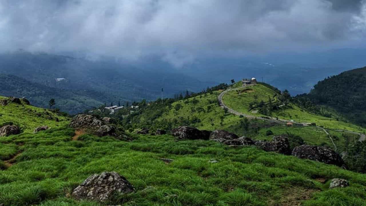 Ponmudi Travel: കേറിവാടാ മക്കളേ...; പൊന്മുടി വീണ്ടും തുറന്നു, യാത്ര പോകും മുമ്പ് ഇതൊന്ന് അറിഞ്ഞോളൂ Ponmudi Travel: കേറിവാടാ മക്കളേ...; പൊന്മുടി വീണ്ടും തുറന്നു, യാത്ര പോകും മുമ്പ് ഇതൊന്ന് അറിഞ്ഞോളൂ