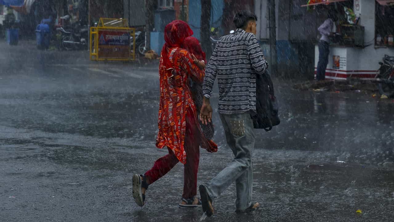 Kerala Rain Alert: രണ്ട് ദിവസം അതിശക്തമായ മഴ; കേരളത്തില്‍ നാളെയും, മറ്റന്നാളും ജാഗ്രതാ നിര്‍ദ്ദേശം