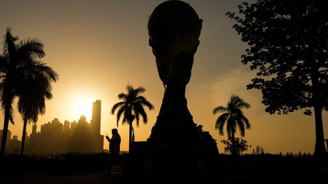 FIFA World Cup 2026: ഗ്രൂപ്പ് എ പോരാട്ടച്ചൂടിൽ! ആതിഥേയർക്ക് മുന്നിൽ ആഫ്രിക്കൻ കരുത്ത്, ചെക്ക് തന്ത്രങ്ങളെ തടുക്കാൻ കൊറിയ FIFA World Cup 2026: ഗ്രൂപ്പ് എ പോരാട്ടച്ചൂടിൽ! ആതിഥേയർക്ക് മുന്നിൽ ആഫ്രിക്കൻ കരുത്ത്, ചെക്ക് തന്ത്രങ്ങളെ തടുക്കാൻ കൊറിയ