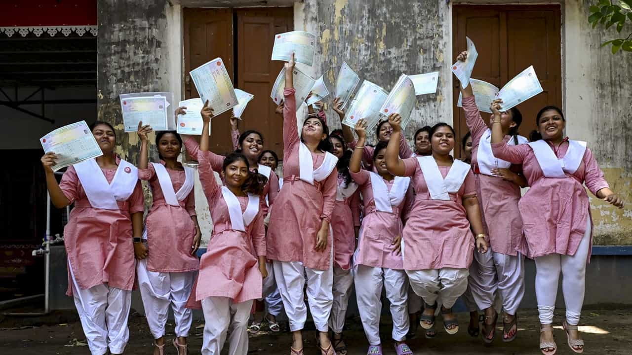 Kerala Plus One Result 2026: പ്ലസ് വണ്‍ റിസള്‍ട്ടിന് അല്‍പം കൂടി കാത്തിരിക്കണം; ഫലം പ്രഖ്യാപിക്കുന്നത് ഈ തീയതിയില്‍