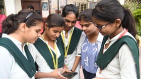 പ്ലസ് വൺ പ്രവേശനം; ട്രയൽ അലോട്ട്മെൻ്റ് എങ്ങനെ പരിശോധിക്കാം?