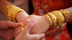 സ്വർണം വാങ്ങാൻ പ്ലാനുണ്ടോ? വില പിന്നെയും കൂടി; ഇന്ന് പവന് എത്ര?