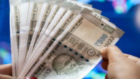 12th Pay Commission: ലക്ഷങ്ങൾ കിട്ടുന്നില്ലേ, ശമ്പളം ഇനിയും കൂട്ടണോ? സർക്കാർ ജീവനക്കാരുടെ കൈയിൽ കിട്ടുന്നത് ഇത്രമാത്രം!...