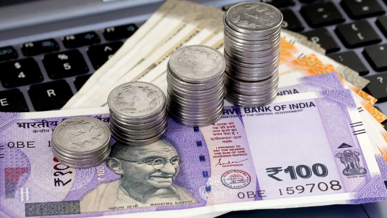 8th Pay Commission: പ്രൊമോഷൻ കിട്ടിയാലും ശമ്പളത്തിൽ മാറ്റമില്ലേ? ശമ്പള കമ്മീഷനിൽ പ്രതീക്ഷയർപ്പിച്ച് ജീവനക്കാർ