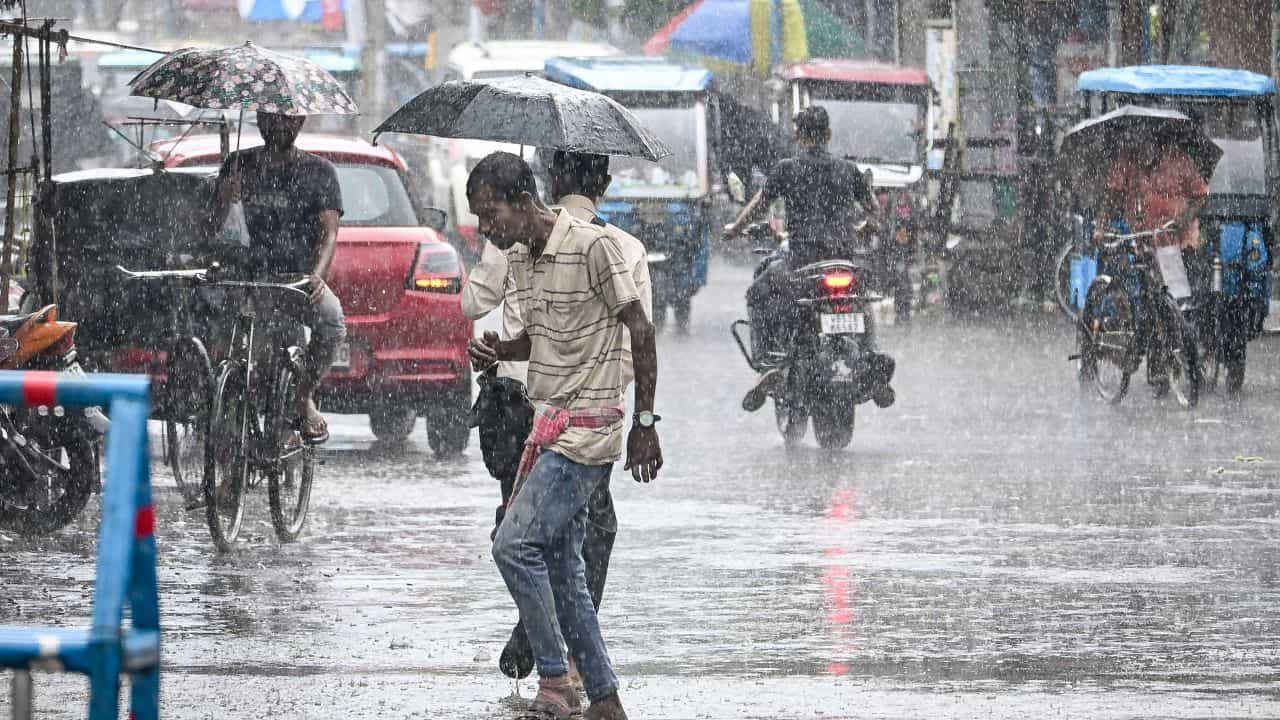 Kerala Weather Update: കാലവർഷം എത്തിയോ? മഴ ശക്തം, ശ്രദ്ധിക്കേണ്ടത് 8 ജില്ലക്കാർ; ഇന്നത്തെ കാലാവസ്ഥ