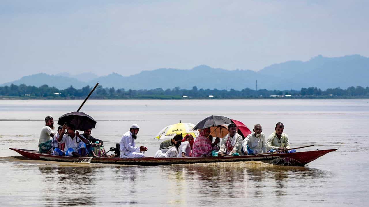 Assam Floods : പ്രളയത്തിൽ വിറച്ച് ആസാം, 631 ഗ്രാമങ്ങൾ വെള്ളത്തിനടിയിൽ