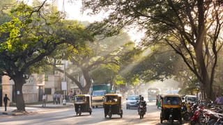 Bengaluru Traffic: 31 കിലോമീറ്ററോടാന്‍ 2.5 മണിക്കൂര്‍; ബെംഗളൂരുവില്‍ എല്ലാം സ്മാര്‍ട്ടാണ് പക്ഷെ ഇത്…