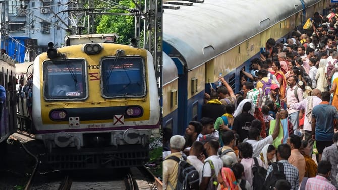 ഓണം സ്പെഷ്യലോ? ബെംഗളൂരു സ്പെഷ്യൽ ട്രെയിൻ സർവീസുകൾ നീട്ടി