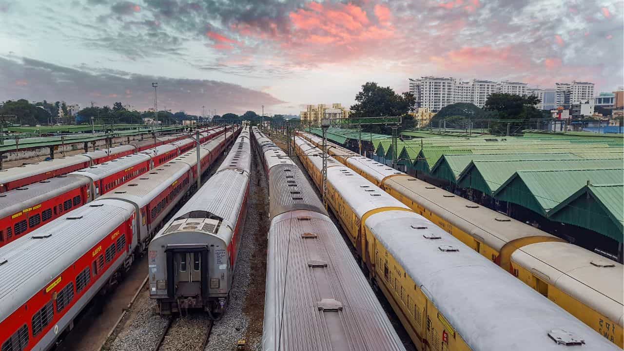 Bengaluru Train Journey: ബെംഗളൂരുവിൽ നിന്ന് ഒരു ട്രെയിൻ യാത്രയായാലോ? ഇതാ മനോഹരമായ ചില റൂട്ടുകൾ!