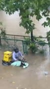 കഴുത്തൊപ്പം വെള്ളം, ഡെലിവറി ബോയ് എങ്ങോട്ടാ?...