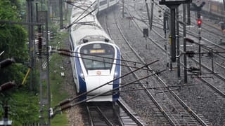 Onam Special Train: ഓണം ട്രെയിനുകള്‍ ചെന്നൈയില്‍ നിന്ന് ഉടന്‍ പുറപ്പെടും; വണ്ടി മിസ്സാക്കല്ലേ, യാത്ര ഷെഡ്യൂളിതാ