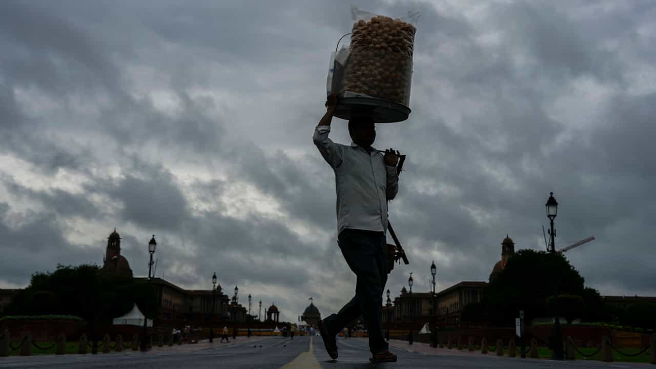 Kerala Rain Alert: കുട മടക്കാന്‍ വരട്ടെ, മഴ ഇനിയും പെയ്യും; പക്ഷേ, കാലാവസ്ഥയില്‍ ഒരു ട്വിസ്റ്റ്