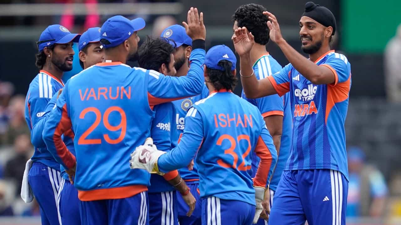India vs England: ഇംഗ്ലണ്ടിലും രക്ഷയില്ല? രണ്ടാം ടി20യില് ഇന്ത്യയ്ക്ക് ഞെട്ടിക്കുന്ന തോല്വി India vs England: ഇംഗ്ലണ്ടിലും രക്ഷയില്ല? രണ്ടാം ടി20യില് ഇന്ത്യയ്ക്ക് ഞെട്ടിക്കുന്ന തോല്വി