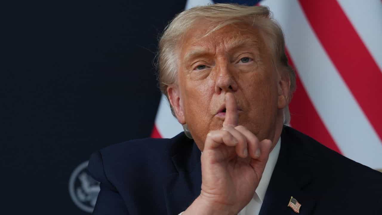 US-Iran Conflict: അവന്റെയൊരു ഒറ്റവെടി! ട്രംപിന് സംസ്കാരവും ബഹുമാനവുമില്ലെന്ന് ഇറാന്, ഹോര്മുസില് സുഹൃദ് രാജ്യങ്ങള്ക്ക് ഫീസില്ല US-Iran Conflict: അവന്റെയൊരു ഒറ്റവെടി! ട്രംപിന് സംസ്കാരവും ബഹുമാനവുമില്ലെന്ന് ഇറാന്, ഹോര്മുസില് സുഹൃദ് രാജ്യങ്ങള്ക്ക് ഫീസില്ല