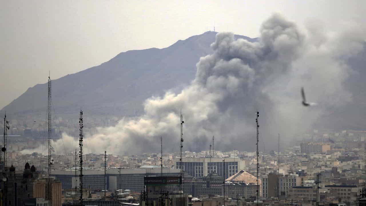 Iran US Conflict: ഇറാൻ-യുഎസ് സംഘർഷം: കുവൈറ്റിലെ അമേരിക്കൻ സൈനിക കേന്ദ്രങ്ങളിൽ മിസൈലാക്രമണം