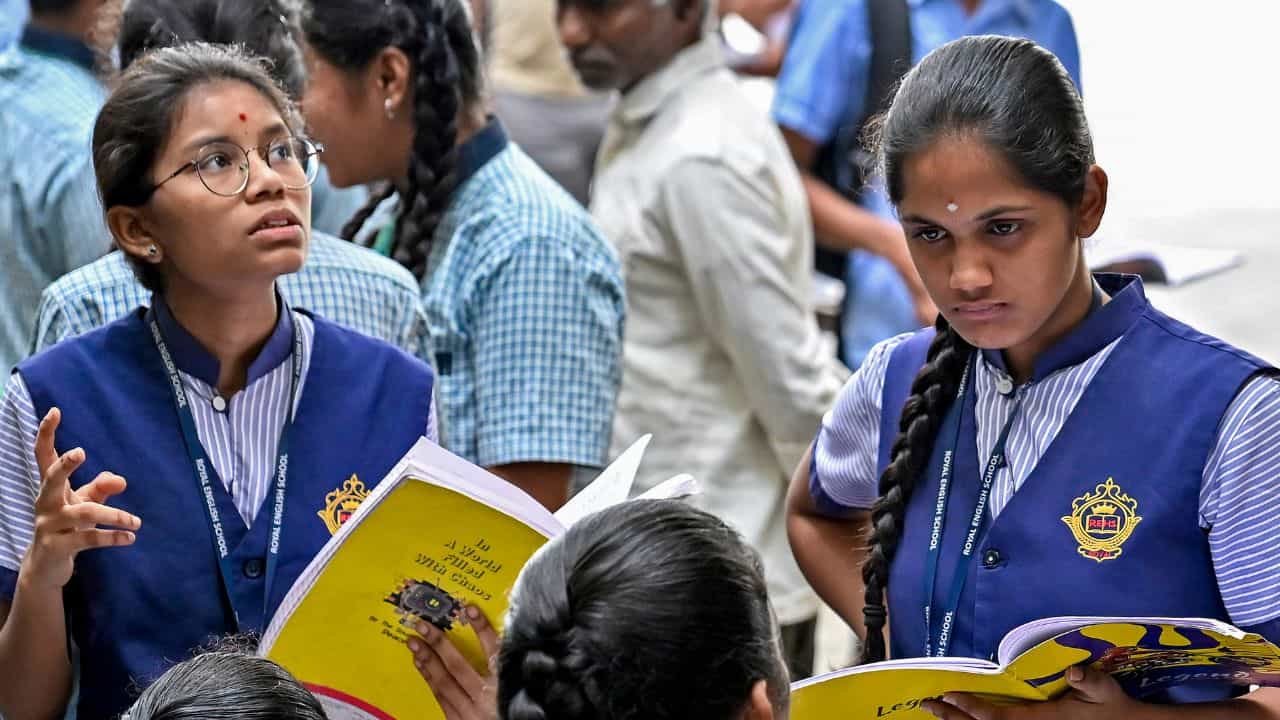 Kerala Plus Two SAY/Improvement Results: പ്ലസ്ടു സെ/ഇമ്പ്രൂവ്മെന്റ് പരീക്ഷാഫലം നാളെ...; എവിടെ എപ്പോൾ പരിശോധിക്കാം Kerala Plus Two SAY/Improvement Results: പ്ലസ്ടു സെ/ഇമ്പ്രൂവ്മെന്റ് പരീക്ഷാഫലം നാളെ...; എവിടെ എപ്പോൾ പരിശോധിക്കാം