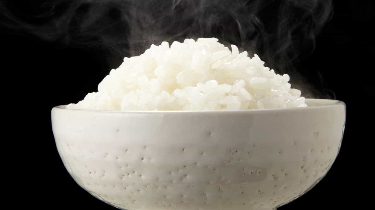 Left Over Rice Recipe: ബാക്കി വന്ന ചോറ് കളയേണ്ട; ഒന്നല്ല, 6 വ്യത്യസ്ത വിഭവങ്ങൾ തയ്യാറാക്കാം Left Over Rice Recipe: ബാക്കി വന്ന ചോറ് കളയേണ്ട; ഒന്നല്ല, 6 വ്യത്യസ്ത വിഭവങ്ങൾ തയ്യാറാക്കാം