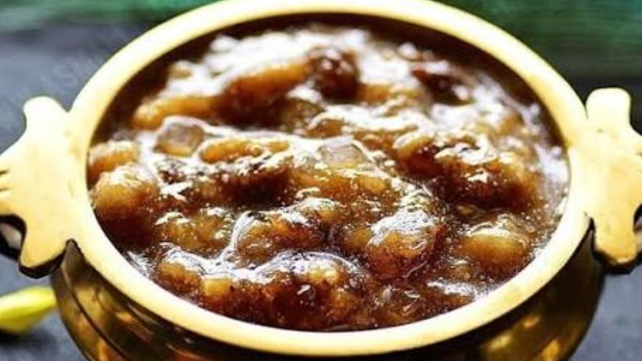 പഞ്ചാമൃതം:വിവിധതരത്തിലുള്ള പഴവർഗ്ഗങ്ങൾ ഡ്രൈഫ്രൂട്ട്സ് തേൻ എന്നിവ ഉപയോഗിച്ച് ഉണ്ടാക്കുന്ന ഒരു പ്രത്യേകതരം പായസം ആണ് പഞ്ചാമൃതം. ഇത് അദ്ദേഹത്തിന് സമർപ്പിക്കാവുന്നതാണ്.