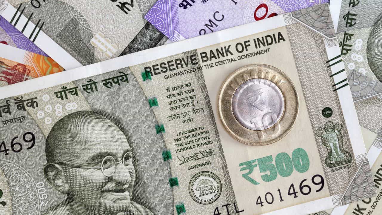 8th Pay Commission: വെറും ശമ്പള വർദ്ധനവ് മാത്രമല്ല! 7-ാം കമ്മീഷന്റെ ആ തീരുമാനം ജീവനക്കാർക്ക് നേട്ടം 8th Pay Commission: വെറും ശമ്പള വർദ്ധനവ് മാത്രമല്ല! 7-ാം കമ്മീഷന്റെ ആ തീരുമാനം ജീവനക്കാർക്ക് നേട്ടം