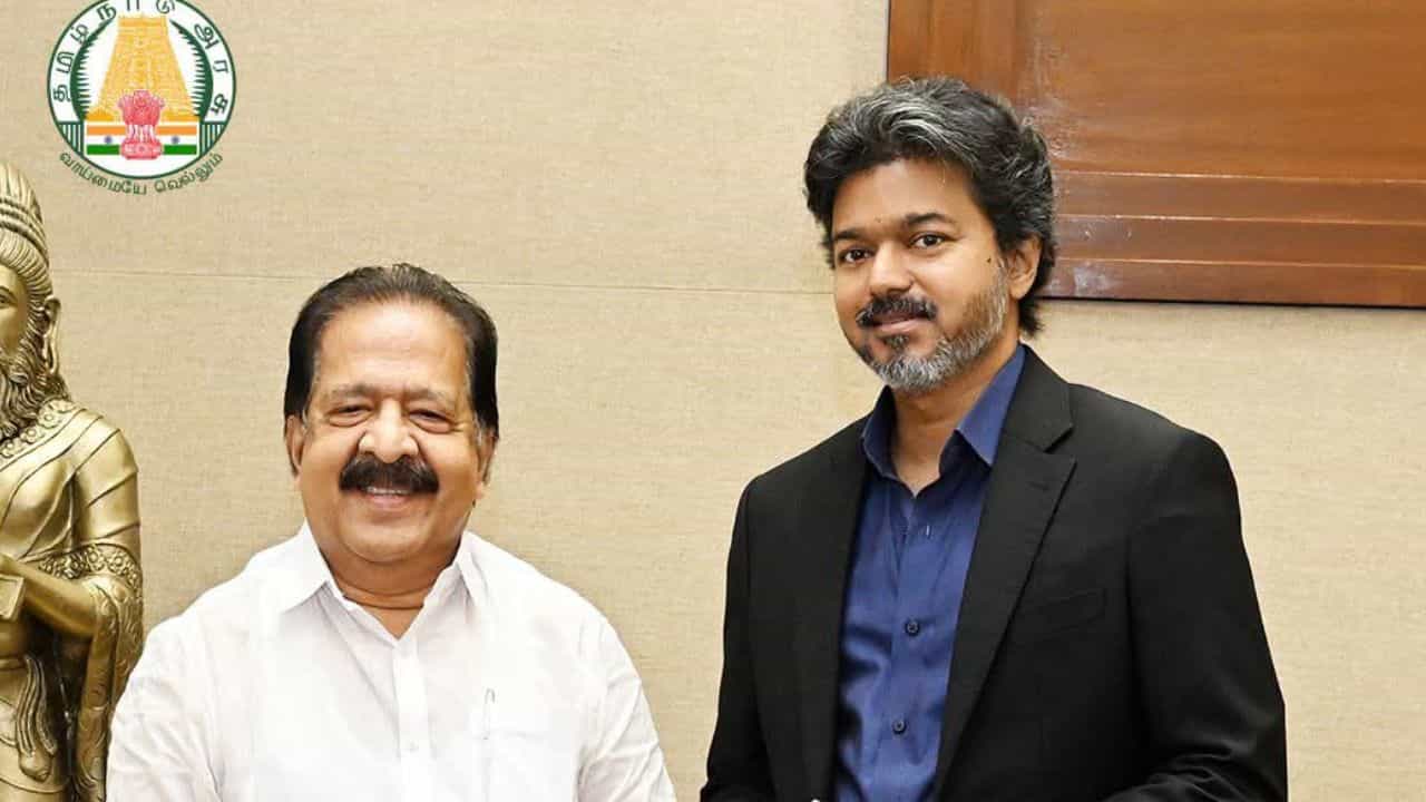 CM Vijay : ഓപ്പറേഷന് തൂഫാന് കൈകൊടുത്ത് മുഖ്യമന്ത്രി വിജയ്, കൊച്ചിയിലെ പരിപാടിയില് പങ്കെടുക്കും CM Vijay : ഓപ്പറേഷന് തൂഫാന് കൈകൊടുത്ത് മുഖ്യമന്ത്രി വിജയ്, കൊച്ചിയിലെ പരിപാടിയില് പങ്കെടുക്കും