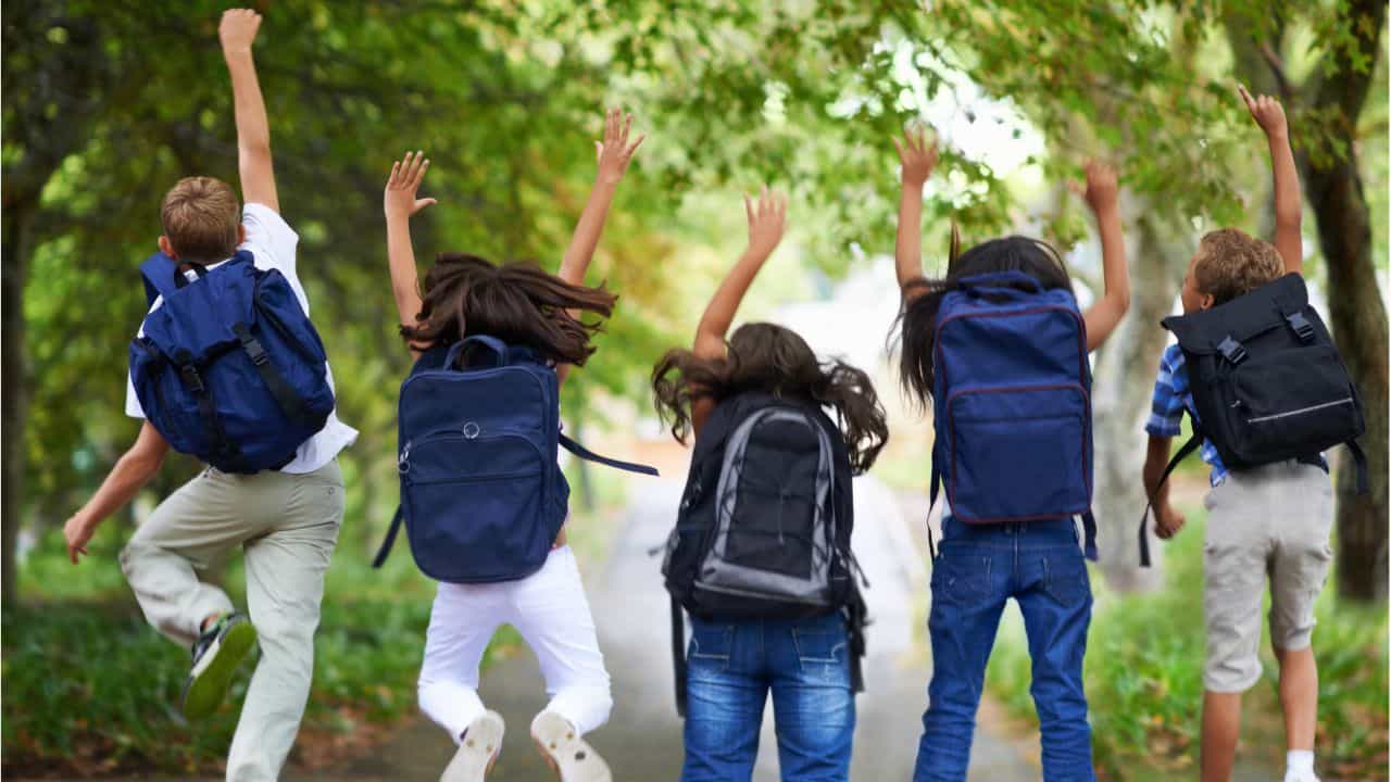 Kerala School Holiday: ബാഗെടുത്ത് ഓടല്ലേ... സംസ്ഥാനത്ത് ഇന്ന് വിദ്യാഭ്യാസ സ്ഥാപനങ്ങൾക്ക് അവധി; പരീക്ഷകൾ മാറ്റിയോ Kerala School Holiday: ബാഗെടുത്ത് ഓടല്ലേ... സംസ്ഥാനത്ത് ഇന്ന് വിദ്യാഭ്യാസ സ്ഥാപനങ്ങൾക്ക് അവധി; പരീക്ഷകൾ മാറ്റിയോ