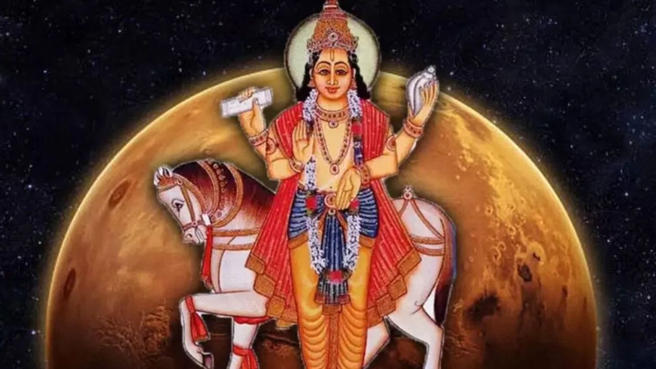 ജ്യോതിഷത്തിൽ ഗ്രഹങ്ങളുടെ സംക്രമണത്തിന് വളരെയധികം പ്രാധാന്യമുണ്ട് കാരണം അത് വ്യത്യസ്ത രാശികളുടെ ജീവിതത്തിൽ വലിയ രീതിയിലുള്ള സ്വാധീനം ചെലുത്തും. അത്തരത്തിൽ ഭാഗ്യത്തിന്റെയും ഐശ്വര്യത്തിന്റെയും ഗ്രഹമായ ശുക്രൻ ഉത്രം നക്ഷത്രത്തിലേക്ക് നീങ്ങുന്നു. ഇത് വിവിധ രാശികളുടെ ജീവിതത്തിൽ വലിയ സ്വാധീനം ചെലുത്തും ആ ഭാഗ്യരാശികൾ ആരൊക്കെ എന്ന് നോക്കാം. ജൂലൈ 29നാണ് ശുക്രൻ്റെ സവിശേഷമായ സംക്രമണം നടക്കുന്നത്. (IMAGE CREDIT SOURCE: TV9 NETWORK)