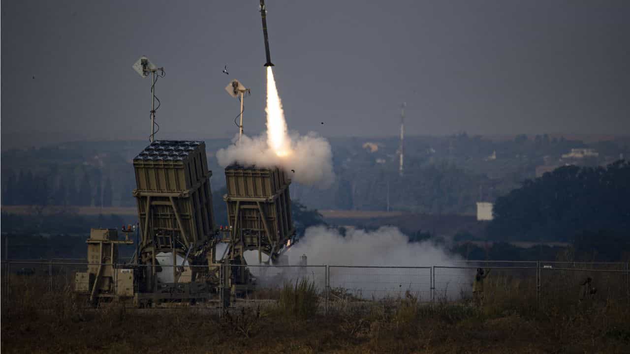 US airstrikes on Iran: സൈനികരുടെ മരണത്തിന് മണിക്കൂറുകൾക്കകം തിരിച്ചടി; ഇറാനെതിരെ വ്യോമാക്രമണവുമായി യുഎസ് US airstrikes on Iran: സൈനികരുടെ മരണത്തിന് മണിക്കൂറുകൾക്കകം തിരിച്ചടി; ഇറാനെതിരെ വ്യോമാക്രമണവുമായി യുഎസ്