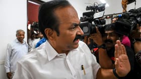 10000 കോടിയുടെ പദ്ധതി ടാറ്റയുടേതല്ല; കപ്പൽ നിർമ്മാണ പദ്ധതിയിൽ...