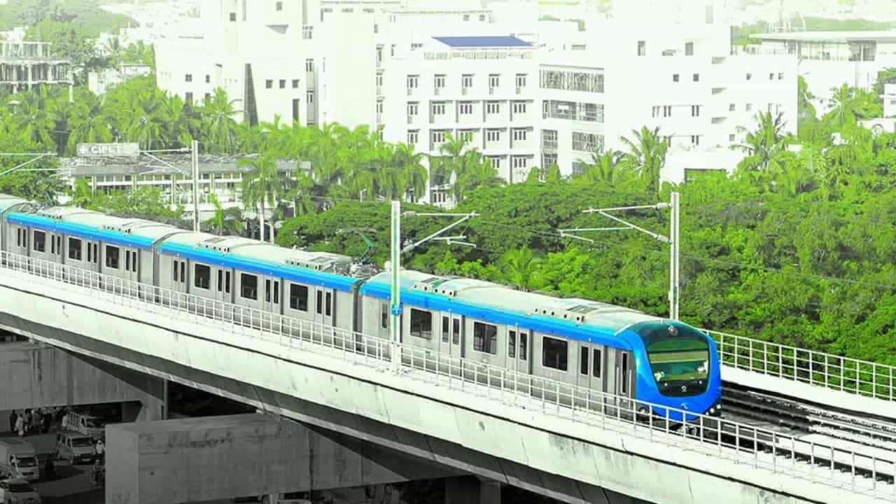 Chennai Metro: ലൈറ്റ് മെട്രോ പദ്ധതിക്ക് റെഡ് സിഗ്നൽ! ചെന്നൈ യാത്രക്കാർക്ക് തിരിച്ചടി Chennai Metro: ലൈറ്റ് മെട്രോ പദ്ധതിക്ക് റെഡ് സിഗ്നൽ! ചെന്നൈ യാത്രക്കാർക്ക് തിരിച്ചടി
