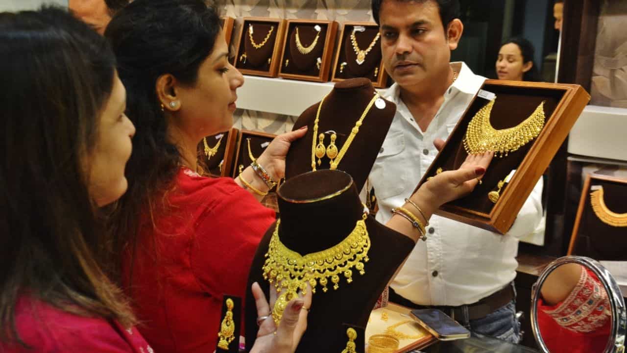 Kerala Gold Rate: സ്വർണം വാങ്ങാൻ പ്ലാനുണ്ടോ? ഇന്നത്തെ നിരക്ക്...