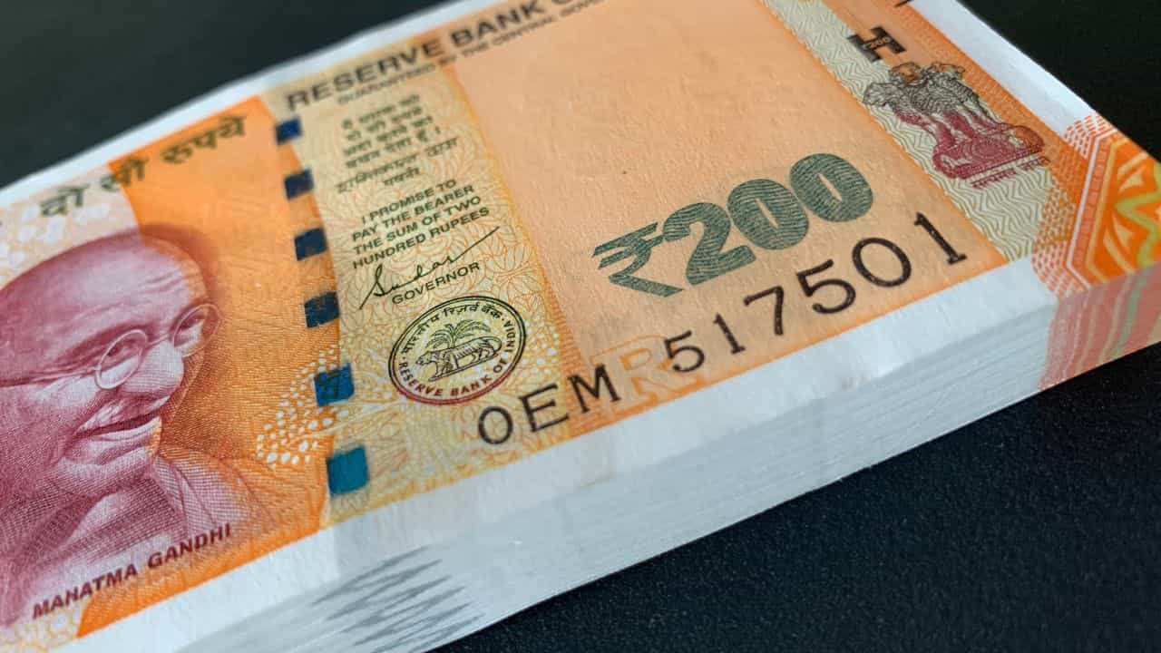 8th Pay Commission: 8-ാം ശമ്പള കമ്മീഷൻ: 9 മാസം പൂർത്തിയാക്കി സമിതി, വൻ ശമ്പള വർദ്ധനവിന് സാധ്യത? 8th Pay Commission: 8-ാം ശമ്പള കമ്മീഷൻ: 9 മാസം പൂർത്തിയാക്കി സമിതി, വൻ ശമ്പള വർദ്ധനവിന് സാധ്യത?