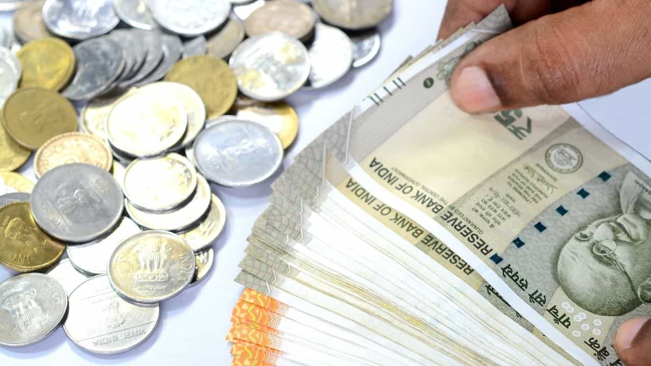 8th Pay Commission:  8-ാം ശമ്പള പരിഷ്കരണം മെയ് മാസത്തിൽ; കുടിശ്ശിക ഉറപ്പ്, ക്ഷാമബത്തിയിൽ ഉണ്ടോ?