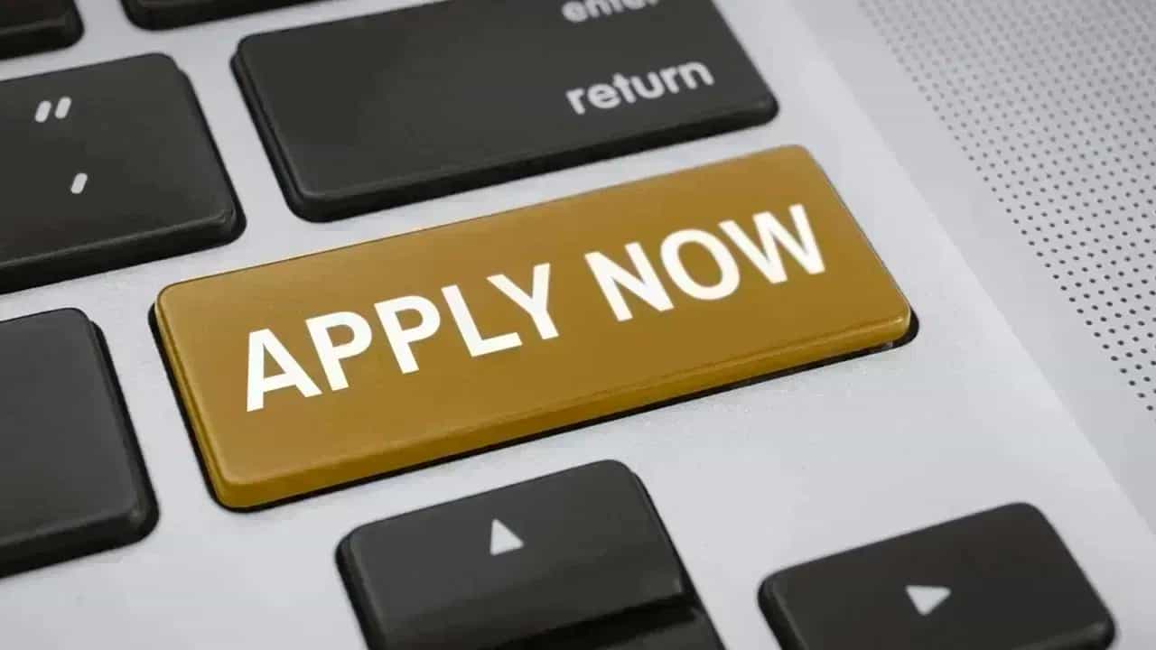 IBPS Clerk Recruitment 2026: പൊതുമേഖല ബാങ്കുകളില് ക്ലര്ക്കാകാം; മാസം 64,000 വരെ ശമ്പളം! അപേക്ഷിക്കാനുള്ള അവസാന തീയതി ഇന്ന് IBPS Clerk Recruitment 2026: പൊതുമേഖല ബാങ്കുകളില് ക്ലര്ക്കാകാം; മാസം 64,000 വരെ ശമ്പളം! അപേക്ഷിക്കാനുള്ള അവസാന തീയതി ഇന്ന്