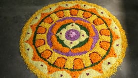 ഈ വര്‍ഷം നിങ്ങളാണ് താരം; അടിപൊളി ഓണം പൂക്കളം ഡിസൈനുകള്‍ ഇതാ