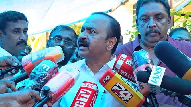 മുഖ്യമന്ത്രിയും മന്ത്രിമാരും മത്സ്യത്തൊഴിലാളികളുടെ വീടുകളിൽ