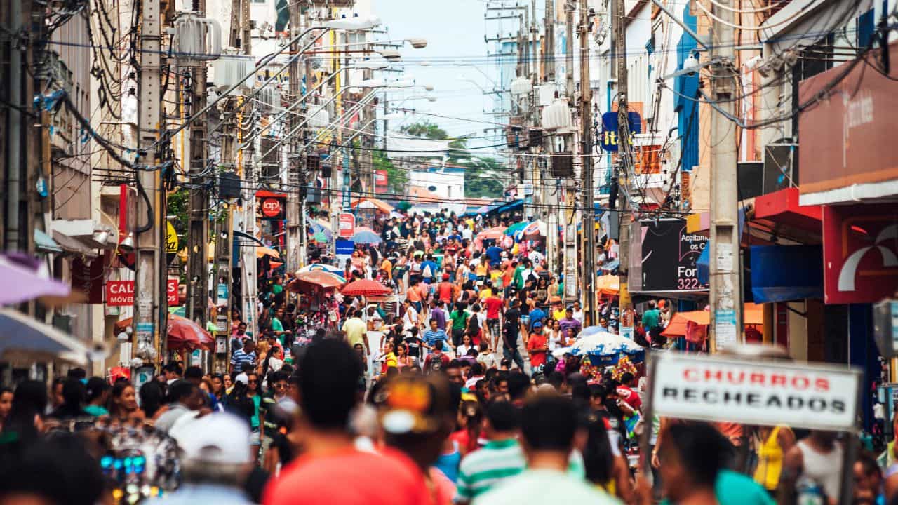 Bengaluru Shopping Guide: ബെംഗളൂരുവില്‍ എവിടെ നിന്ന് കുറഞ്ഞവിലയ്ക്ക് സാധനങ്ങള്‍ വാങ്ങാം; ഈ മാര്‍ക്കറ്റുകള്‍ അറിയാതെ പോകരുത്!