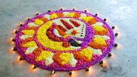 രണ്ടാംദിനം രണ്ടിനം പൂക്കള്‍; ഇന്ന് ചിത്തിര