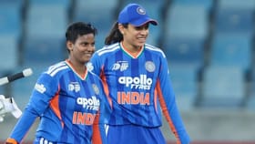 ചരിത്രം കുറിച്ച് ദീപ്തി, മിഥാലിക്ക് തൊട്ടരികെ സ്മൃതി!