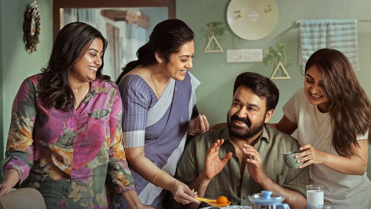 ആന്റണി പെരുമ്പാവൂരിന്റെ വാക്കുകൾ - മഴവിൽ മനോരമയുടെ സെറ്റിൽ വച്ചാണ് താൻ ജിത്തു ജോസഫിന്റെ അനുവാദമില്ലാതെ ദൃശ്യം മൂന്ന് വരുമെന്ന് പറഞ്ഞത്. അതേ സ്ഥലത്ത് വച്ചതന്നെ ജിത്തുവിന് അടുത്ത് നിർത്തിക്കൊണ്ട് പറയുകയാണ് ദൃശ്യത്തിന്റെ നാലാം ഭാഗം ഉണ്ടാകും. മൂന്നാം ഭാഗം വരുമെന്ന് പറഞ്ഞു പറഞ്ഞതുപോലെ വീണ്ടും ഞാൻ ഒരു പ്രാവശ്യം കൂടി പറയുന്നു. 