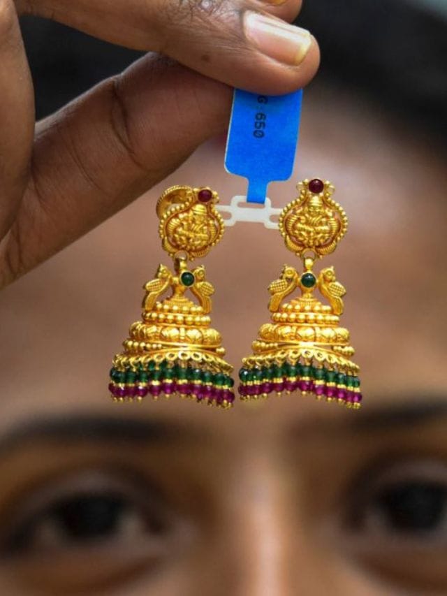 സ്വർണം വിൽക്കാൻ പോവുകയാണോ? പരമാവധി വില കിട്ടാൻ ചെയ്യേണ്ടത്