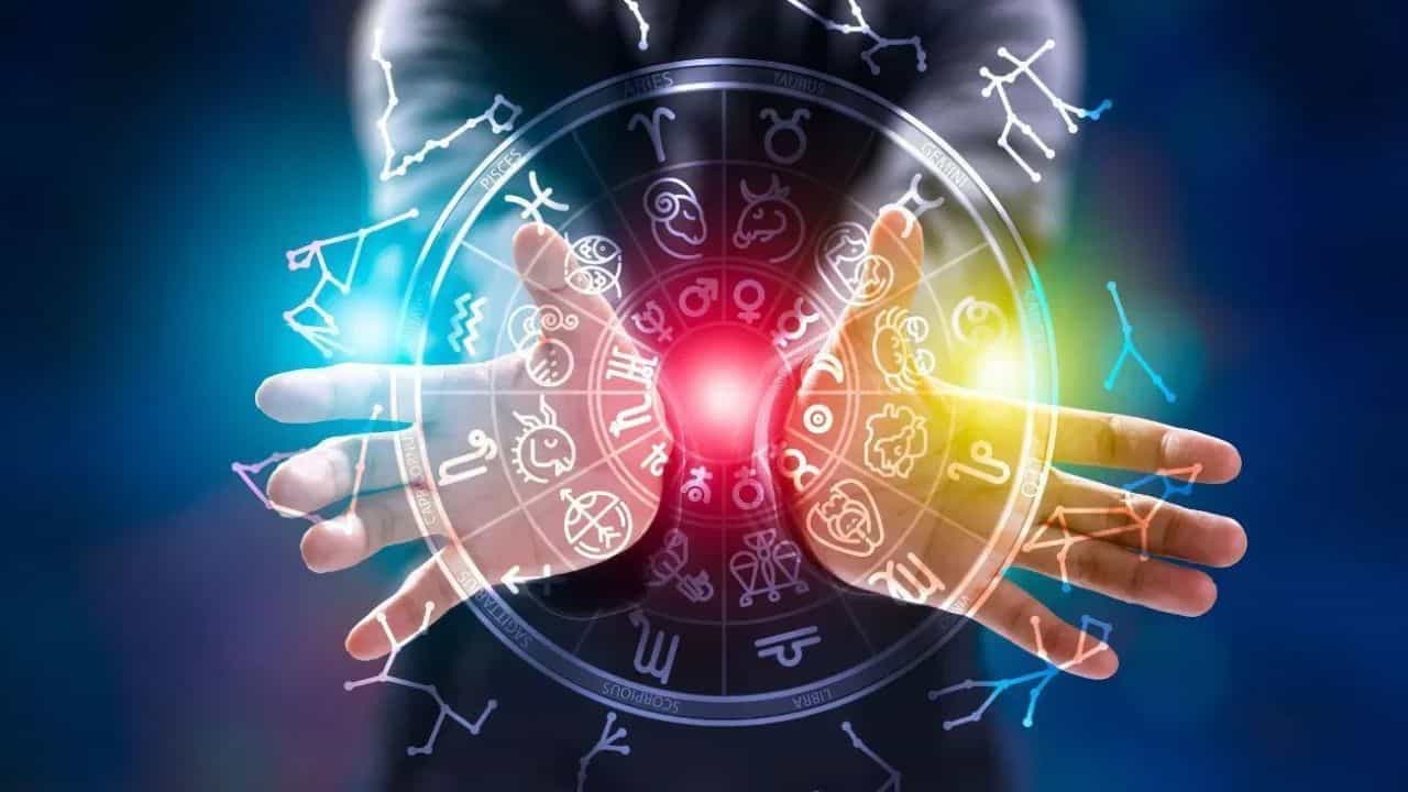 Horoscope Today: പോസിറ്റീവായി ചിന്തിക്കുക,നല്ല കർമ്മങ്ങൾ ചെയ്യുക! ഇന്നത്തെ സമ്പൂർണ്ണ നക്ഷത്രം ഫലം