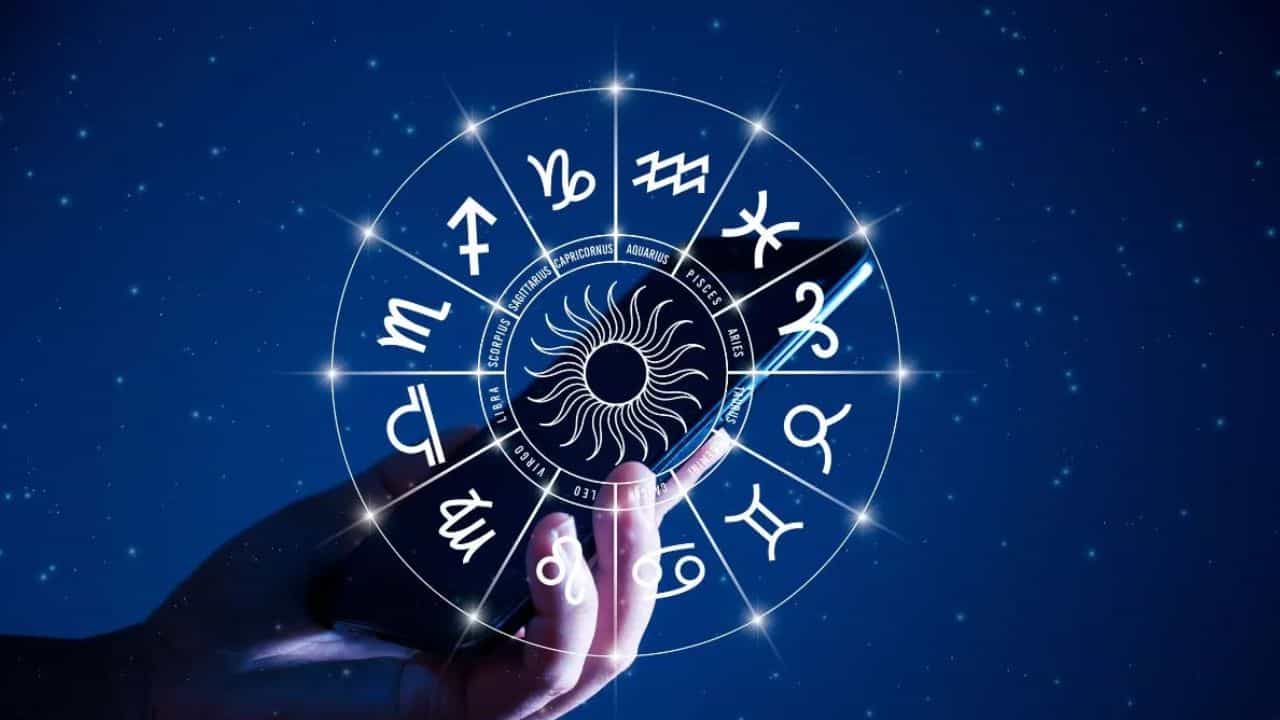 Horoscope Today Malayalam: കാര്യ തടസ്സം, സാമ്പത്തിക നഷ്ടം; 12 രാശികളുടെ സമ്പൂർണ്ണ ഫലം Horoscope Today Malayalam: കാര്യ തടസ്സം, സാമ്പത്തിക നഷ്ടം; 12 രാശികളുടെ സമ്പൂർണ്ണ ഫലം