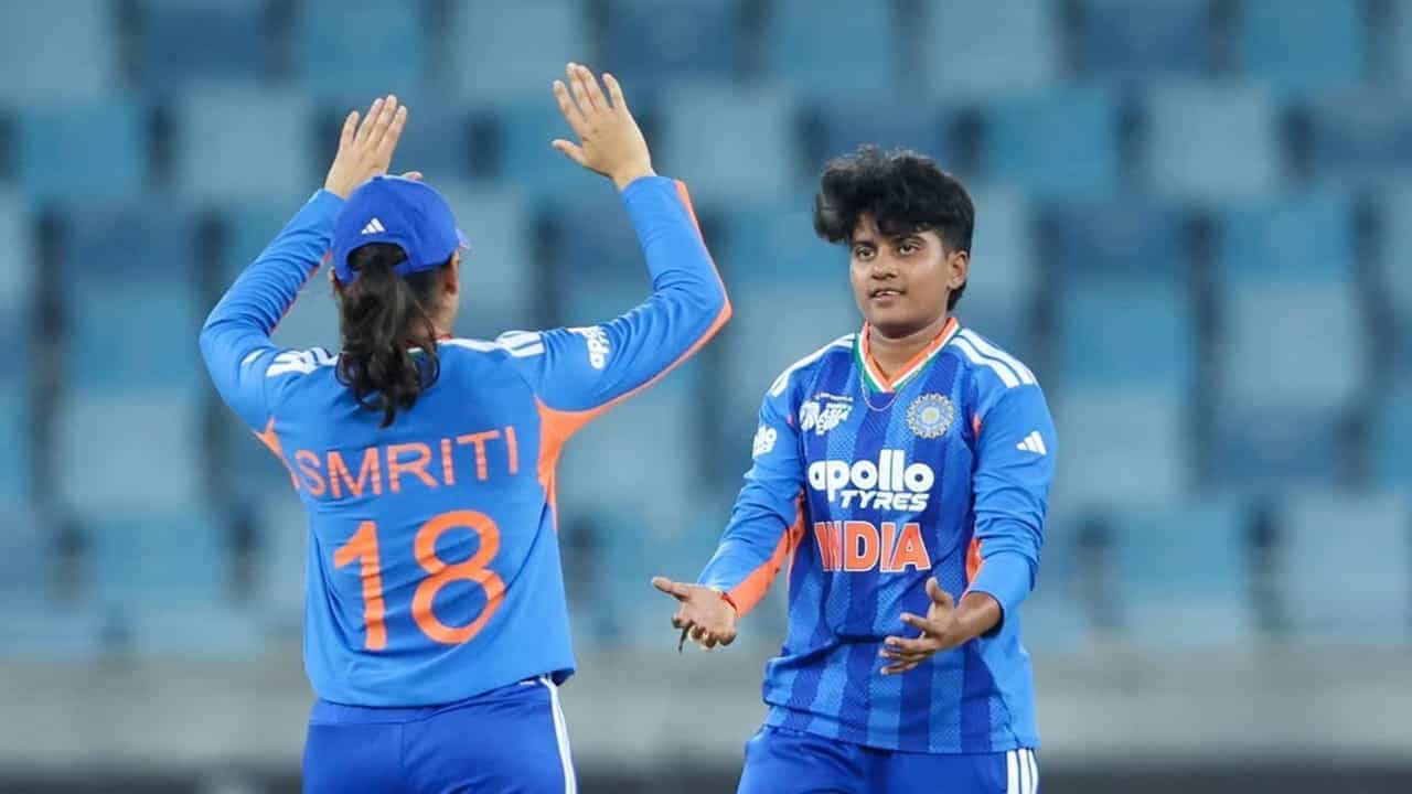 India W vs Thailand W: വനിതാ ഏഷ്യാ കപ്പില് ഇന്ത്യയ്ക്ക് വിജയത്തുടക്കം; തായ്ലന്ഡിനെ തകര്ത്തു India W vs Thailand W: വനിതാ ഏഷ്യാ കപ്പില് ഇന്ത്യയ്ക്ക് വിജയത്തുടക്കം; തായ്ലന്ഡിനെ തകര്ത്തു