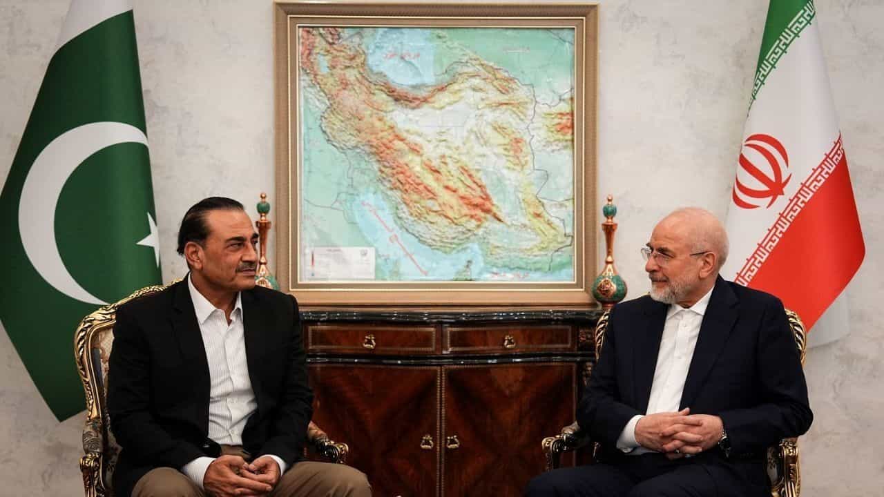 Iran US Conflict: പാക് കരസേനാ മേധാവിയുമായി ഡൊണാൾഡ് ട്രംപ് ഫോണിൽ ചർച്ച നടത്തിയതായി റിപ്പോർട്ട്