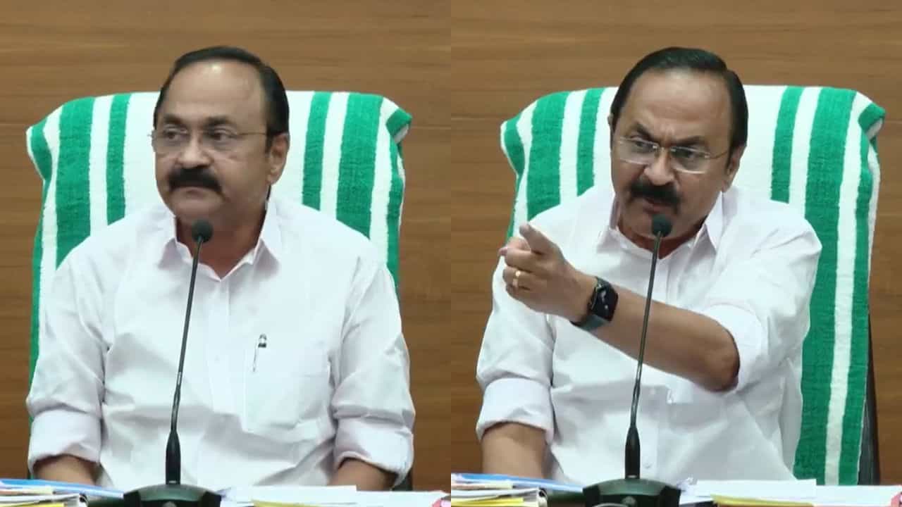 അതിതീവ്ര മഴ മുന്നറിയിപ്പ് വന്നത് രാത്രി, പരിശോധിക്കാൻ മറ്റ് സംവിധാനങ്ങൾ ഇല്ലായിരുന്നു: വിശദീകരിച്ച് സർക്കാർ അതിതീവ്ര മഴ മുന്നറിയിപ്പ് വന്നത് രാത്രി, പരിശോധിക്കാൻ മറ്റ് സംവിധാനങ്ങൾ ഇല്ലായിരുന്നു: വിശദീകരിച്ച് സർക്കാർ