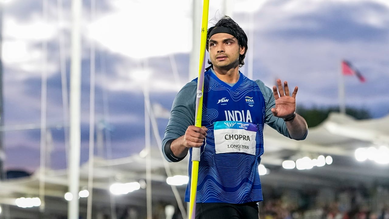 കണങ്കാല് ലിഗമെന്റ് പരിക്കിനെ തുടര്ന്ന് 2026 സീസണിലെ മറ്റ് മത്സരങ്ങളും താരത്തിന് നഷ്ടമാകും. സെപ്റ്റംബർ 5-ന് ബ്രസൽസിൽ നടക്കുന്ന ഡയമണ്ട് ലീഗ് ഫൈനൽസില് താരം പങ്കെടുക്കില്ല. സെപ്റ്റംബർ 11 മുതൽ 13 വരെ ബുഡാപെസ്റ്റിൽ നടക്കുന്ന വേൾഡ് അത്ലറ്റിക്സ് അൾട്ടിമേറ്റ് ചാമ്പ്യൻഷിപ്പിലും പങ്കെടുക്കാൻ ചോപ്രയ്ക്ക് സാധിക്കില്ല. താരം വീണ്ടും ഫോമിലേക്ക് തിരിച്ചെത്തിത്തുടങ്ങിയ സമയത്താണ് അപ്രതീക്ഷിത പരിക്കുണ്ടായത്.