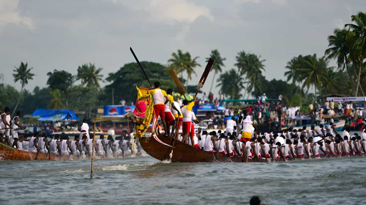Nehru Trophy Boat Race: നെഹ്റു ട്രോഫിക്ക് രണ്ട് ദിവസം മാത്രം; വള്ളംകളി കാണാൻ എവിടെ എപ്പോൾ എത്തണം? Nehru Trophy Boat Race: നെഹ്റു ട്രോഫിക്ക് രണ്ട് ദിവസം മാത്രം; വള്ളംകളി കാണാൻ എവിടെ എപ്പോൾ എത്തണം?