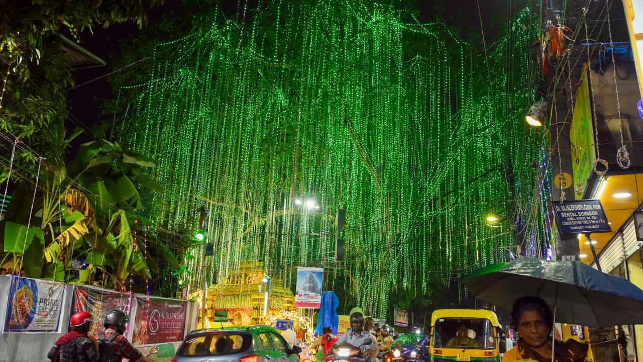 Onam Celebration: അനന്തപുരിയിൽ ഓണവസന്തം: സംസ്ഥാനതല ഓണം വാരാഘോഷത്തിന് ഇന്ന് തുടക്കം, ഉദ്ഘാടനം വൈകിട്ട് Onam Celebration: അനന്തപുരിയിൽ ഓണവസന്തം: സംസ്ഥാനതല ഓണം വാരാഘോഷത്തിന് ഇന്ന് തുടക്കം, ഉദ്ഘാടനം വൈകിട്ട്
